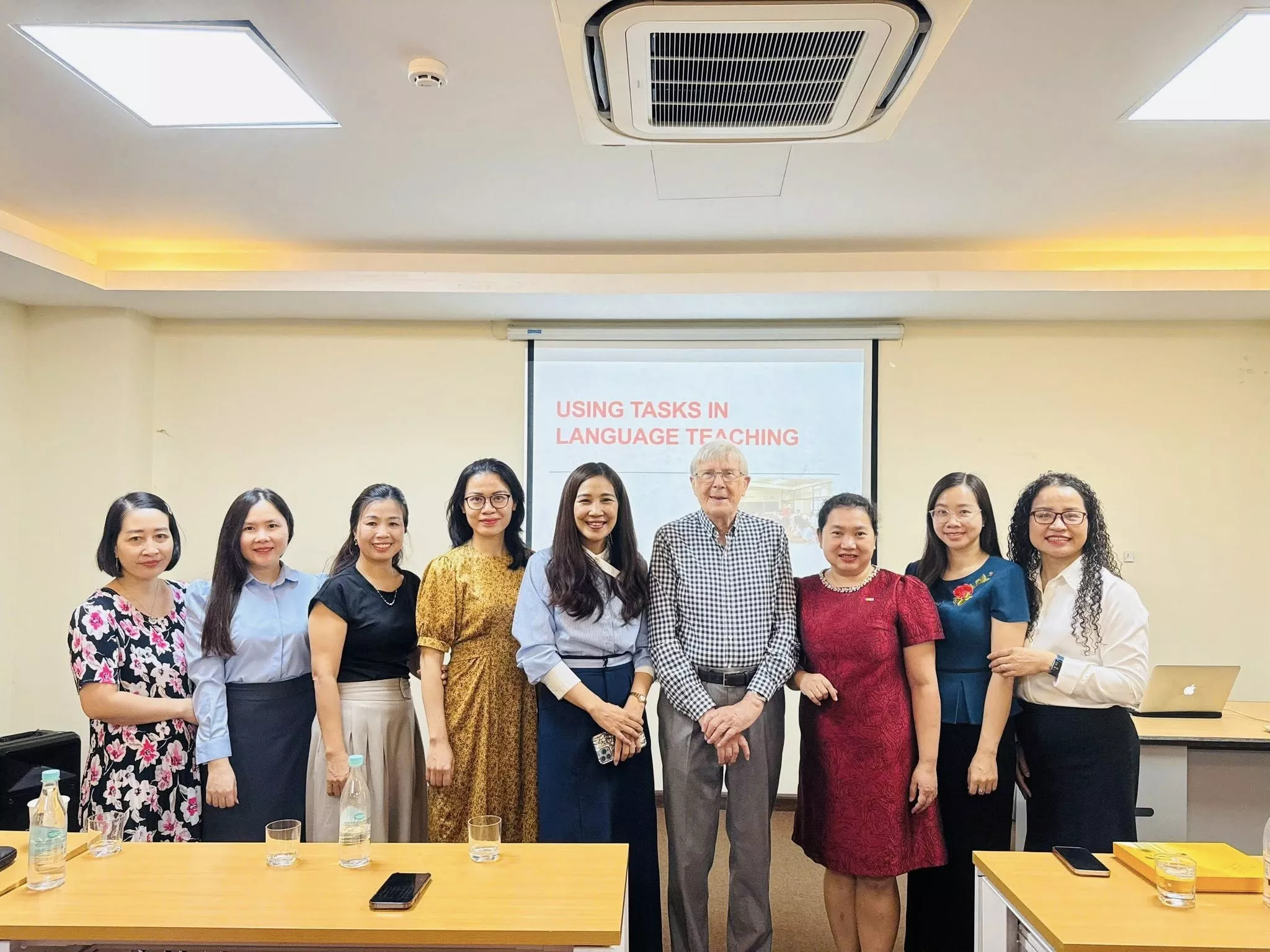 Trung tâm Đào tạo Quốc tế tổ chức chuỗi hội thảo quốc tế nâng cao năng lực nghiên cứu và giảng dạy cho giảng viên