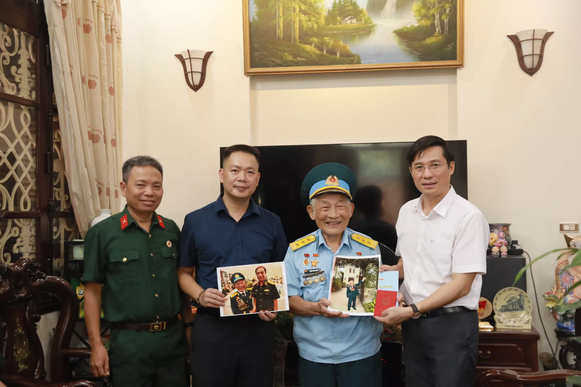 Những cựu sinh viên Thủy lợi viết nên truyền thống bằng tuổi trẻ và sự hy sinh