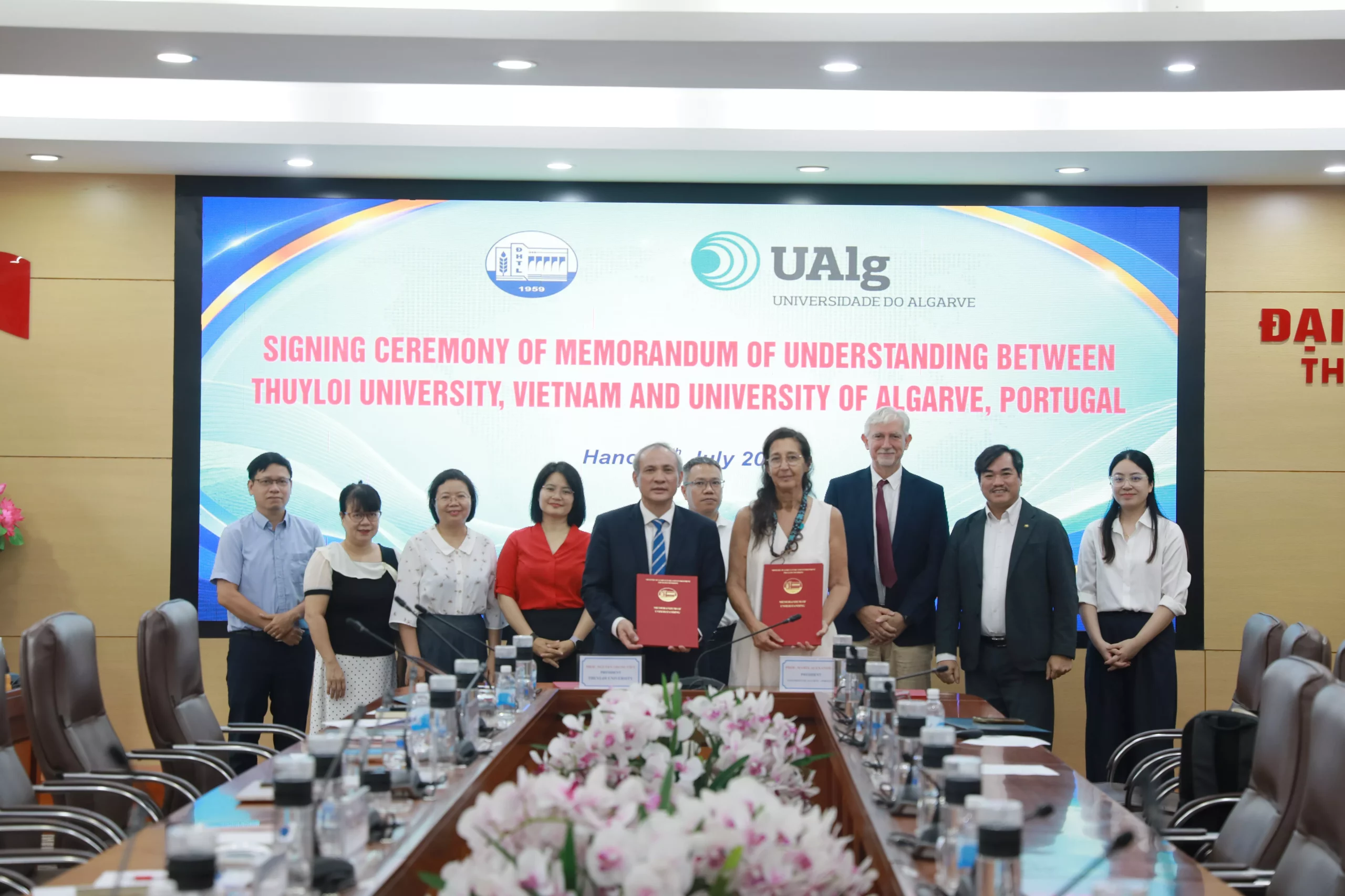 Lễ ký kết Biên bản ghi nhớ hợp tác với Đại học Algarve – Bồ Đào Nha