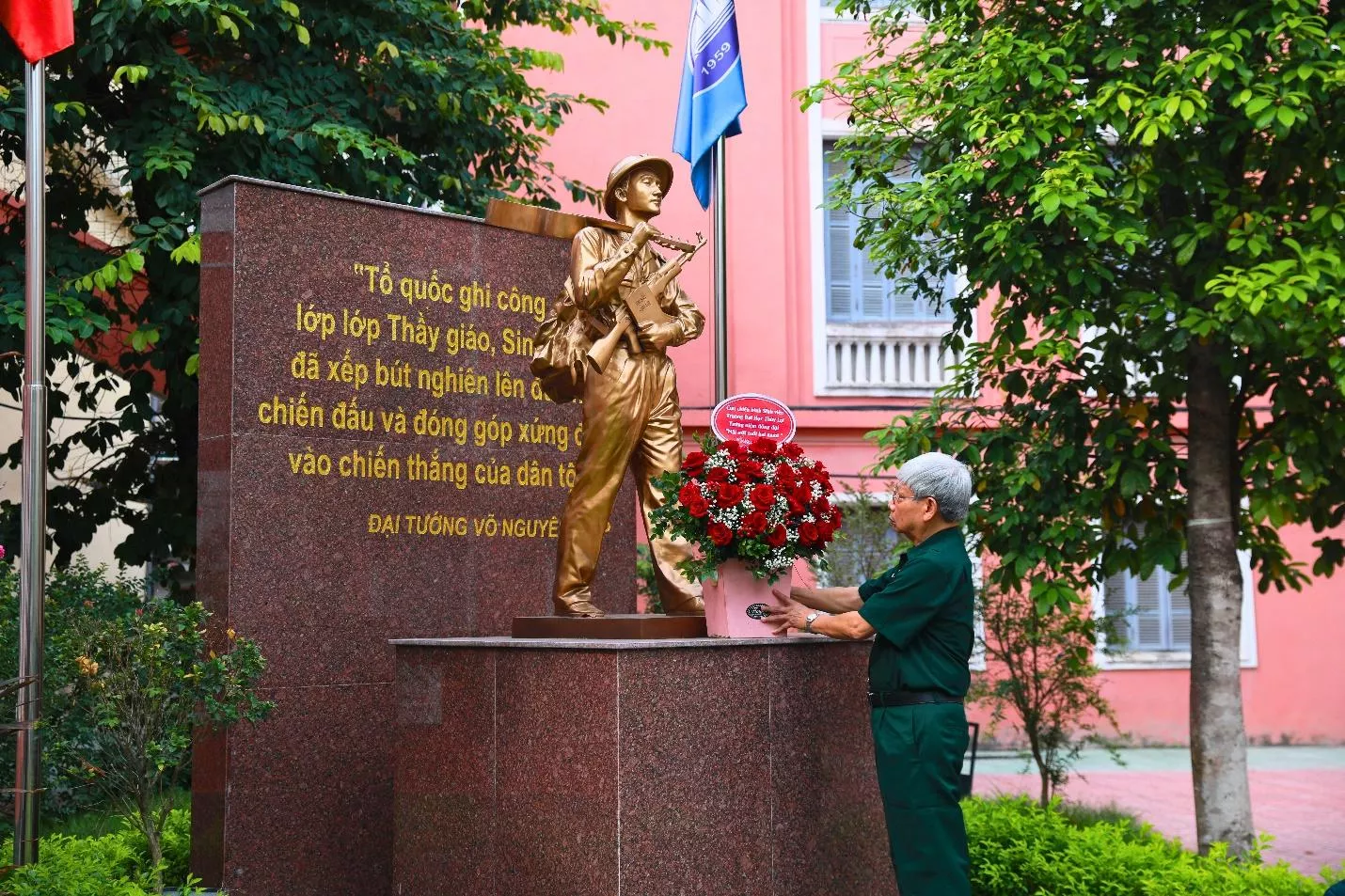Gìn giữ và trao truyền truyền thống Cựu sinh viên chiến sĩ Trường Đại học Thủy lợi