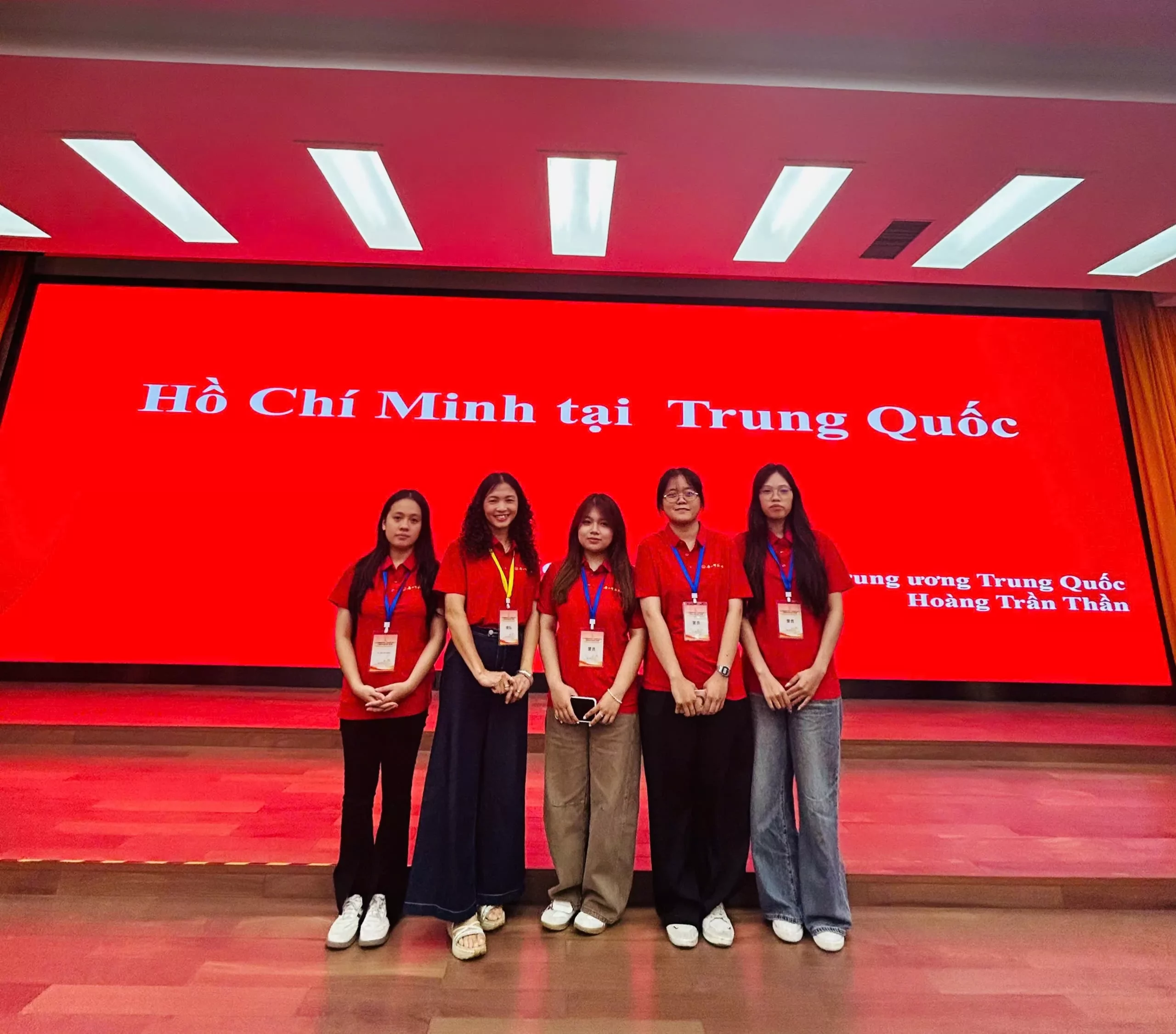 Sinh viên và giảng viên Trường Đại học Thủy lợi tham gia HÀNH TRÌNH ĐỎ nghiên cứu, học tập của thanh niên Việt Nam tại Trung Quốc – Trại nghiên cứu, học tập “Theo dấu chân Bác Hồ” năm 2026
