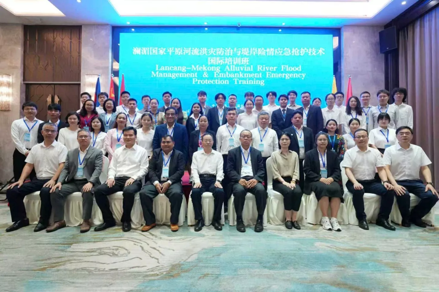 Trường Đại học Thủy lợi tham gia khóa đào tạo Quản lý lũ sông phù sa Lan Thương – Mekong và bảo vệ công trình đê điều khẩn cấp tại Vũ Hán, Trung Quốc