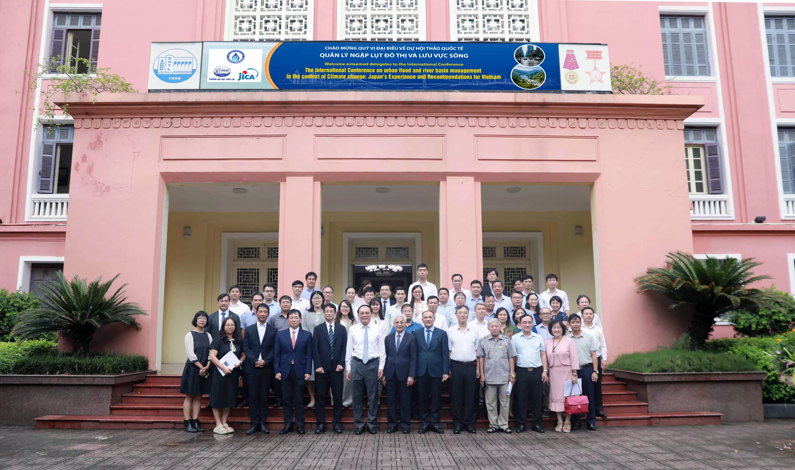 Hội thảo Quốc tế về Quản lý ngập lụt đô thị và lưu vực sông: Chung tay kiến tạo giải pháp thích ứng trong bối cảnh biến đổi khí hậu
