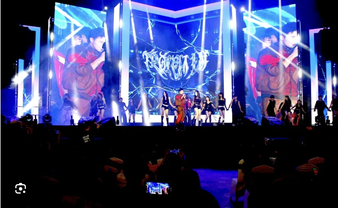 Đêm nhạc hội chào tân sinh viên Khóa 59