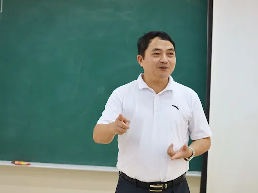 TTĐTQT GẶP MẶT, GIAO LƯU VỚI SINH VIÊN K65 ĐANG HỌC GIÁO DỤC QUỐC PHÒNG TẠI PHỐ HIẾN