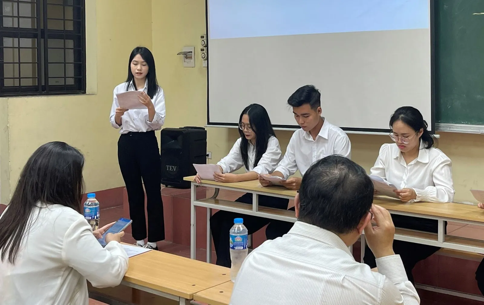 HỘI NGHỊ KIỆN TOÀN BAN CHẤP HÀNH LIÊN CHI ĐOÀN TRUNG TÂM ĐÀO TẠO QUỐC TẾ NỬA SAU NHIỆM KỲ 2022-2024