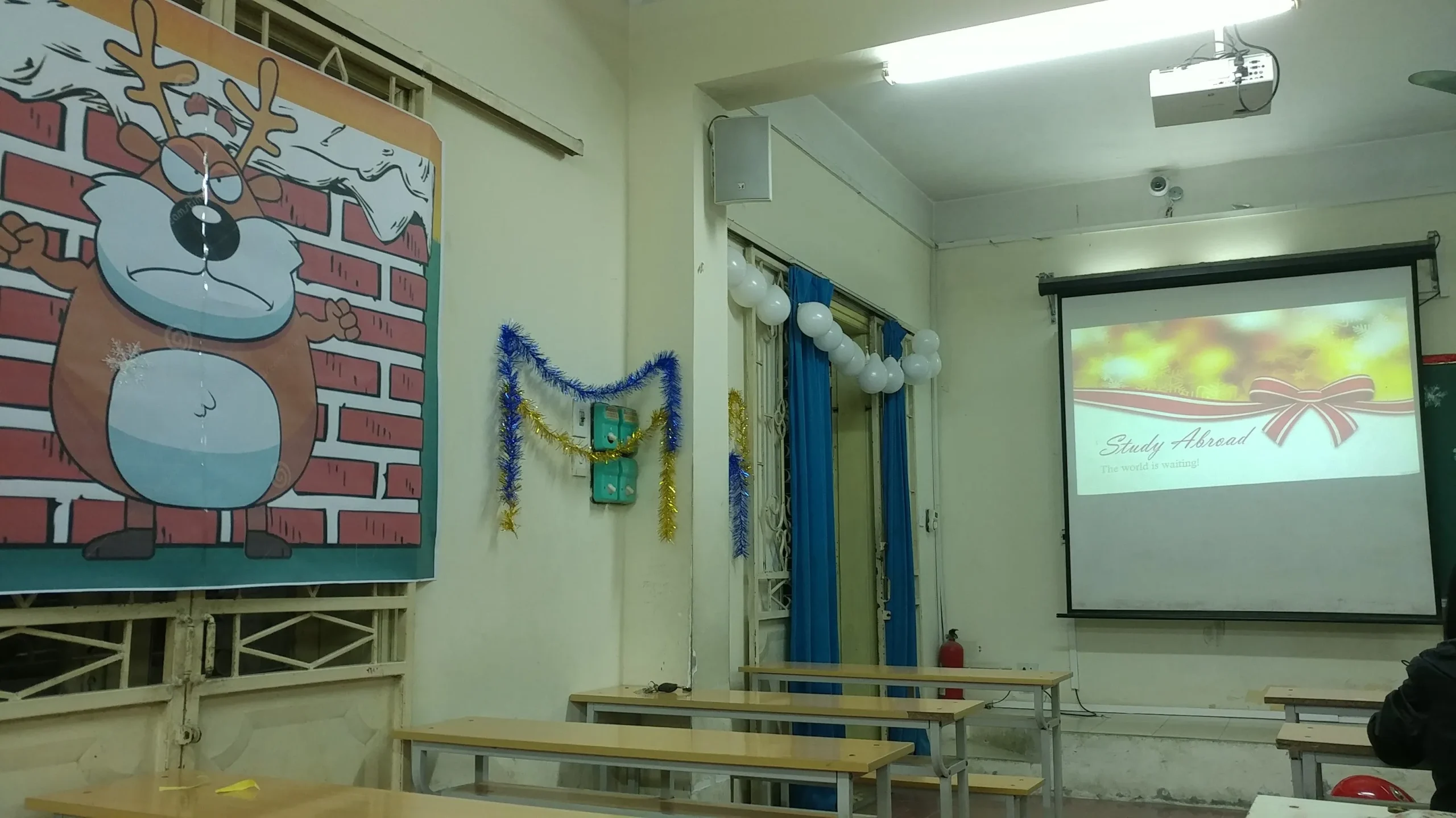 UPSKILLING – LỚP HỌC NGOẠI KHÓA BỔ ÍCH VÀ THÚ VỊ CHO CÁC BẠN SINH VIÊN