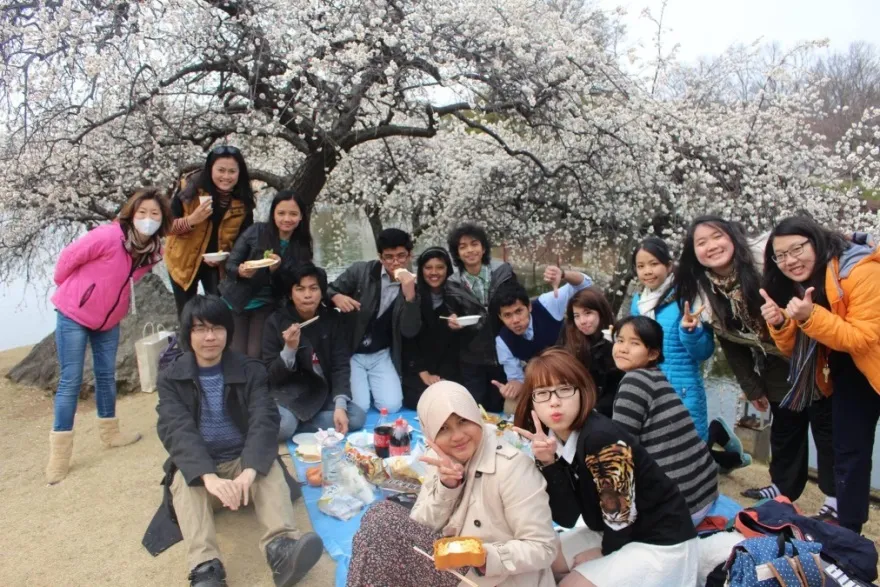 [HUMANS OF SIE] Phạm Thanh Lan – Cựu sinh viên lớp 55NKN và sự nỗ lực trong quá trình khẳng định bản thân.