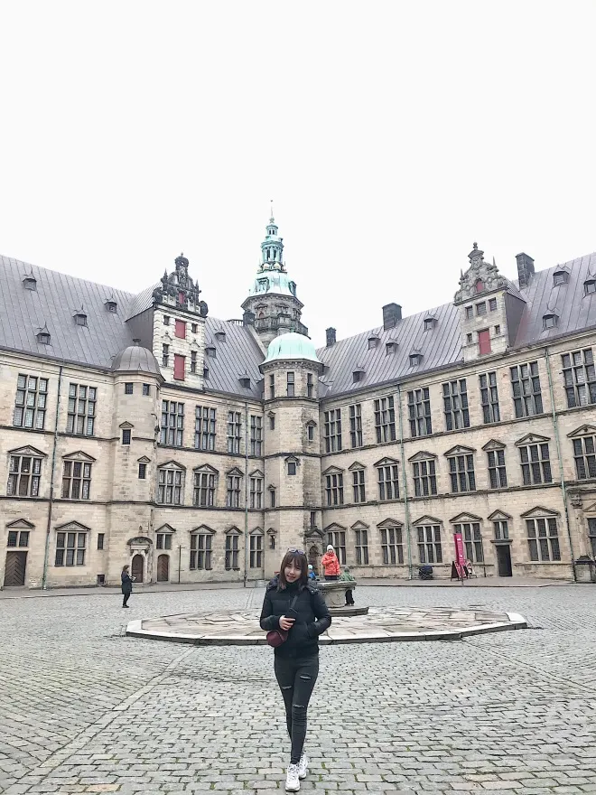 [HUMANS OF SIE] Phạm Thanh Lan – Cựu sinh viên lớp 55NKN và sự nỗ lực trong quá trình khẳng định bản thân.