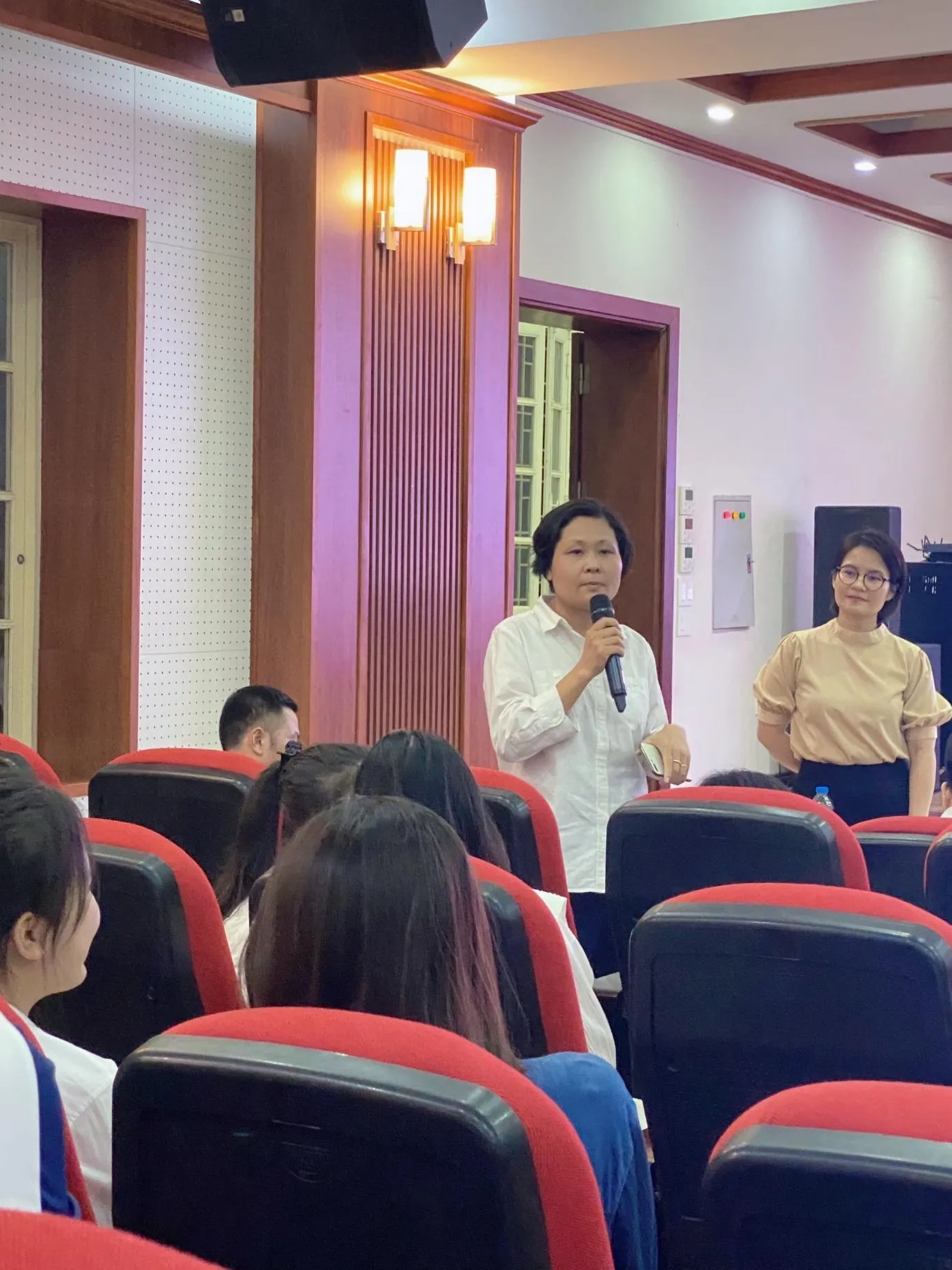 HỘI NGHỊ TỔNG KẾT NĂM HỌC 2022 – 2023 KHỐI SINH VIÊN TRUNG TÂM ĐÀO TẠO QUỐC TẾ