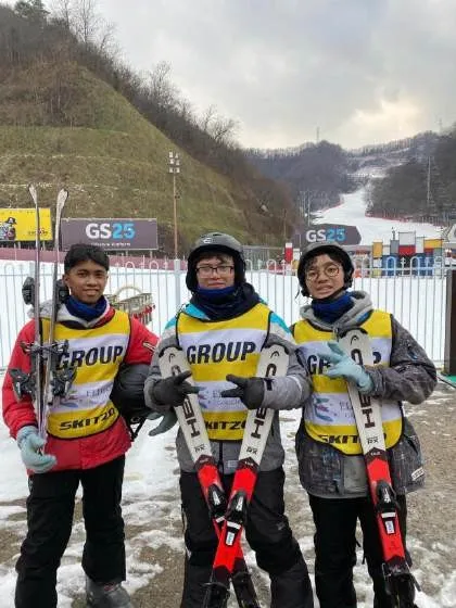 [HUMANS OF SIE] ANH ĐỖ HOÀI SƠN – CỰU SINH VIÊN KHÓA 61NKN: HÀNH TRÌNH KHÁM PHÁ THẾ GIỚI TỪ MỘT SINH VIÊN NĂNG ĐỘNG