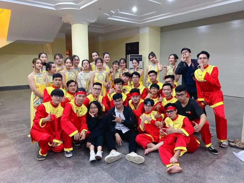 [HUMANS OF SIE] Quách Thanh Tùng – Phó Bí thư Liên chi đoàn và những chia sẻ về công tác Đoàn – Hội