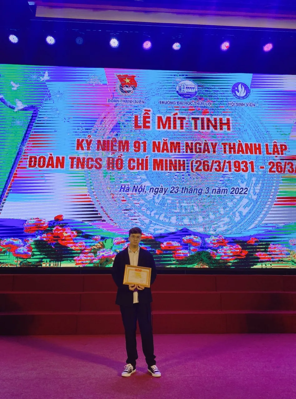 [HUMANS OF SIE] Quách Thanh Tùng – Phó Bí thư Liên chi đoàn và những chia sẻ về công tác Đoàn – Hội