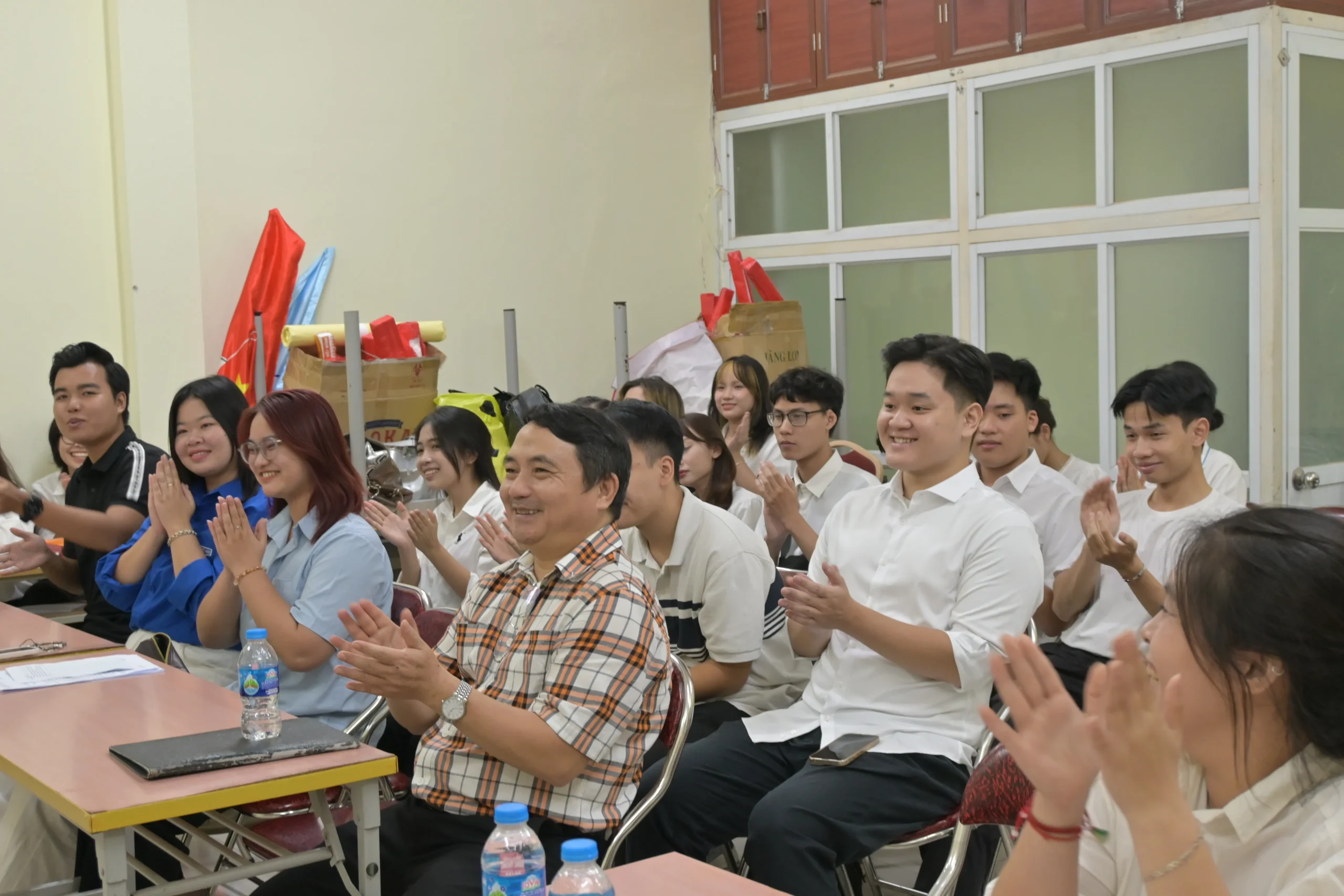 HỘI NGHỊ KIỆN TOÀN BAN CHẤP HÀNH LIÊN CHI ĐOÀN TRUNG TÂM ĐÀO TẠO QUỐC TẾ NHIỆM KỲ 2025 – 2027