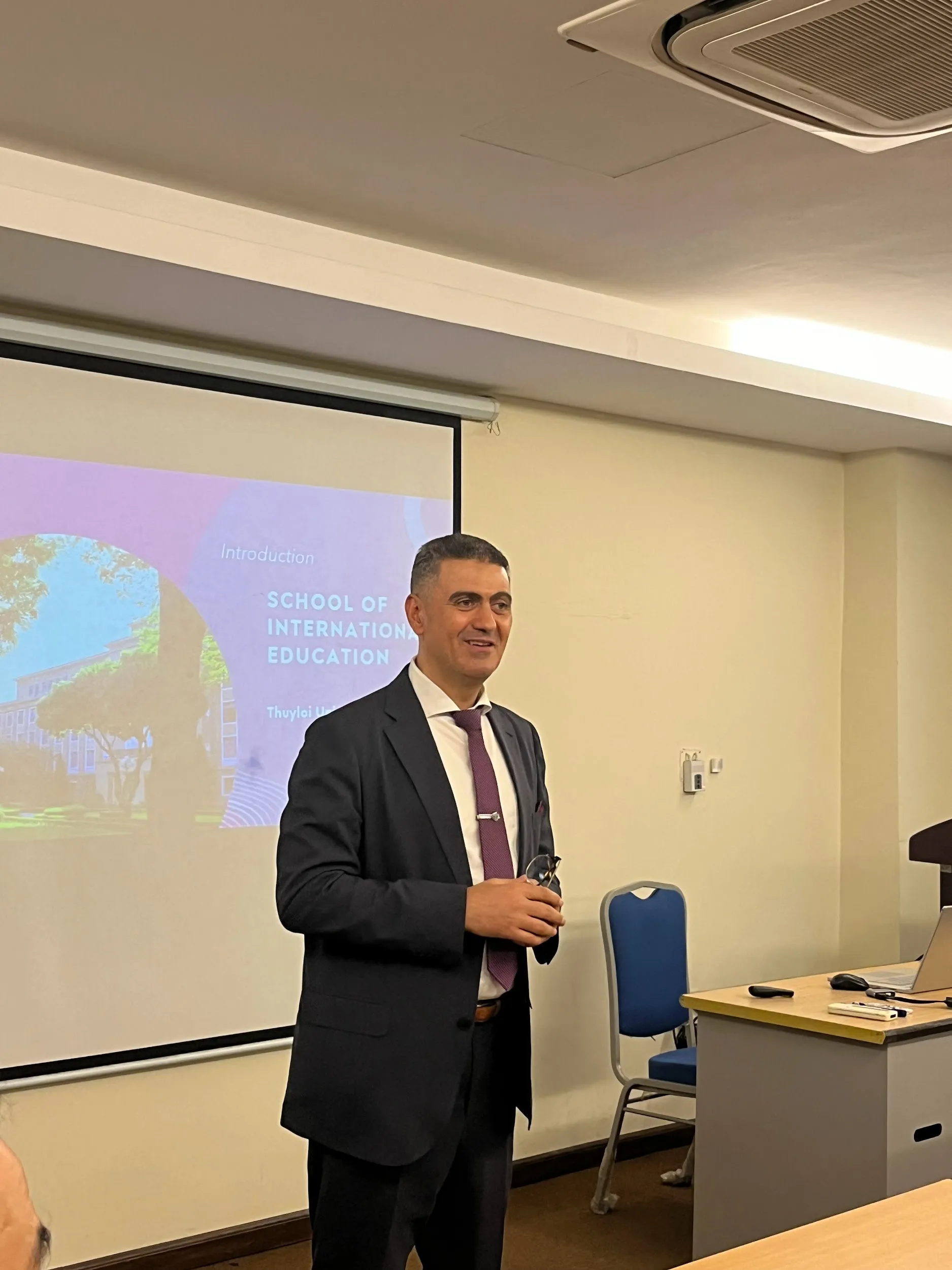 BUỔI GẶP GỠ VÀ GIAO LƯU GIỮA SINH VIÊN TRUNG TÂM ĐÀO TẠO QUỐC TẾ VÀ SINH VIÊN TRƯỜNG ĐẠI HỌC KYOTO, NHẬT BẢN