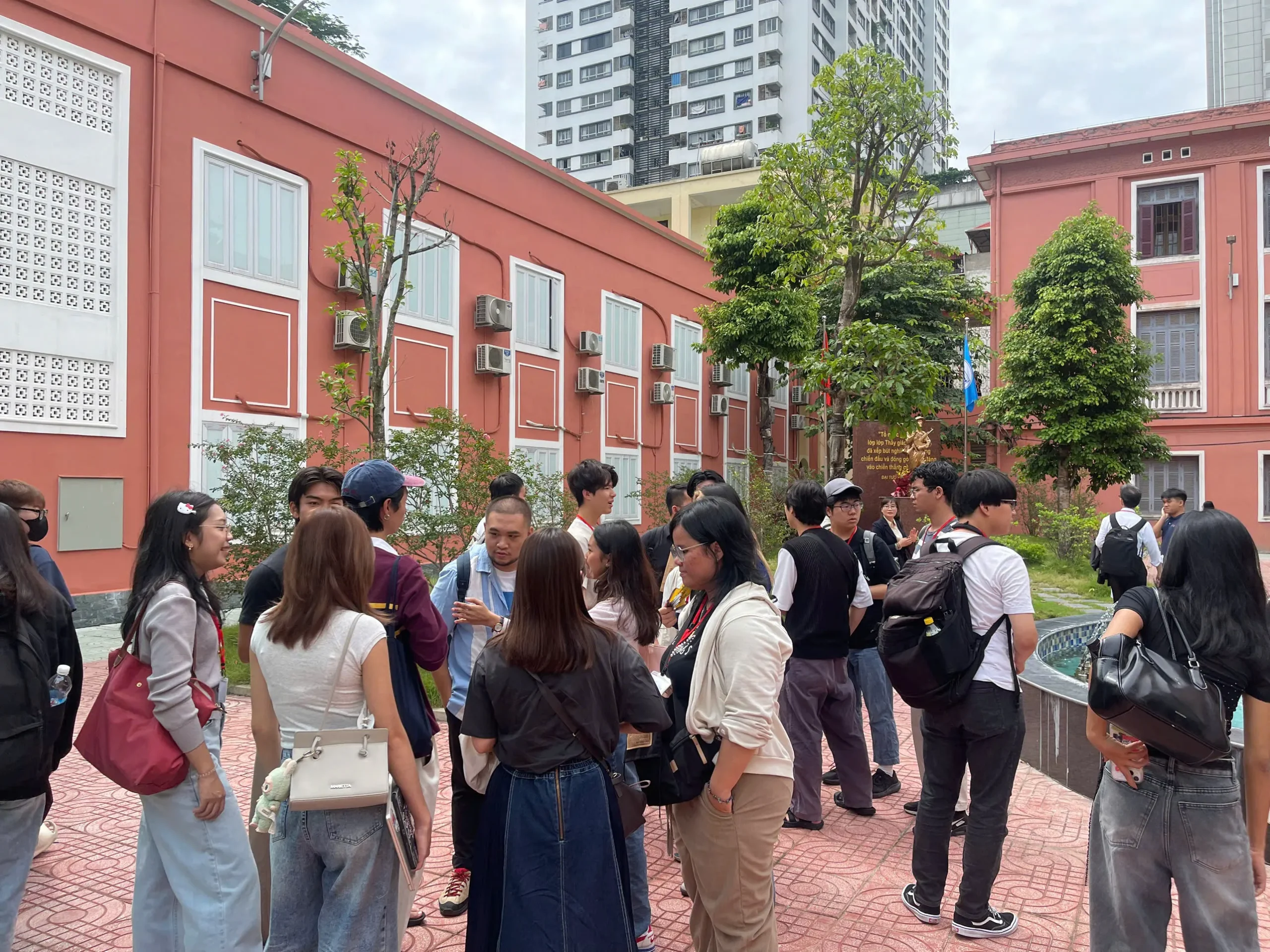 BUỔI GIAO LƯU GIỮA SINH VIÊN TRƯỜNG ĐẠI HỌC THỦY LỢI VÀ VIỆN KHOA HỌC TOKYO (NHẬT BẢN)