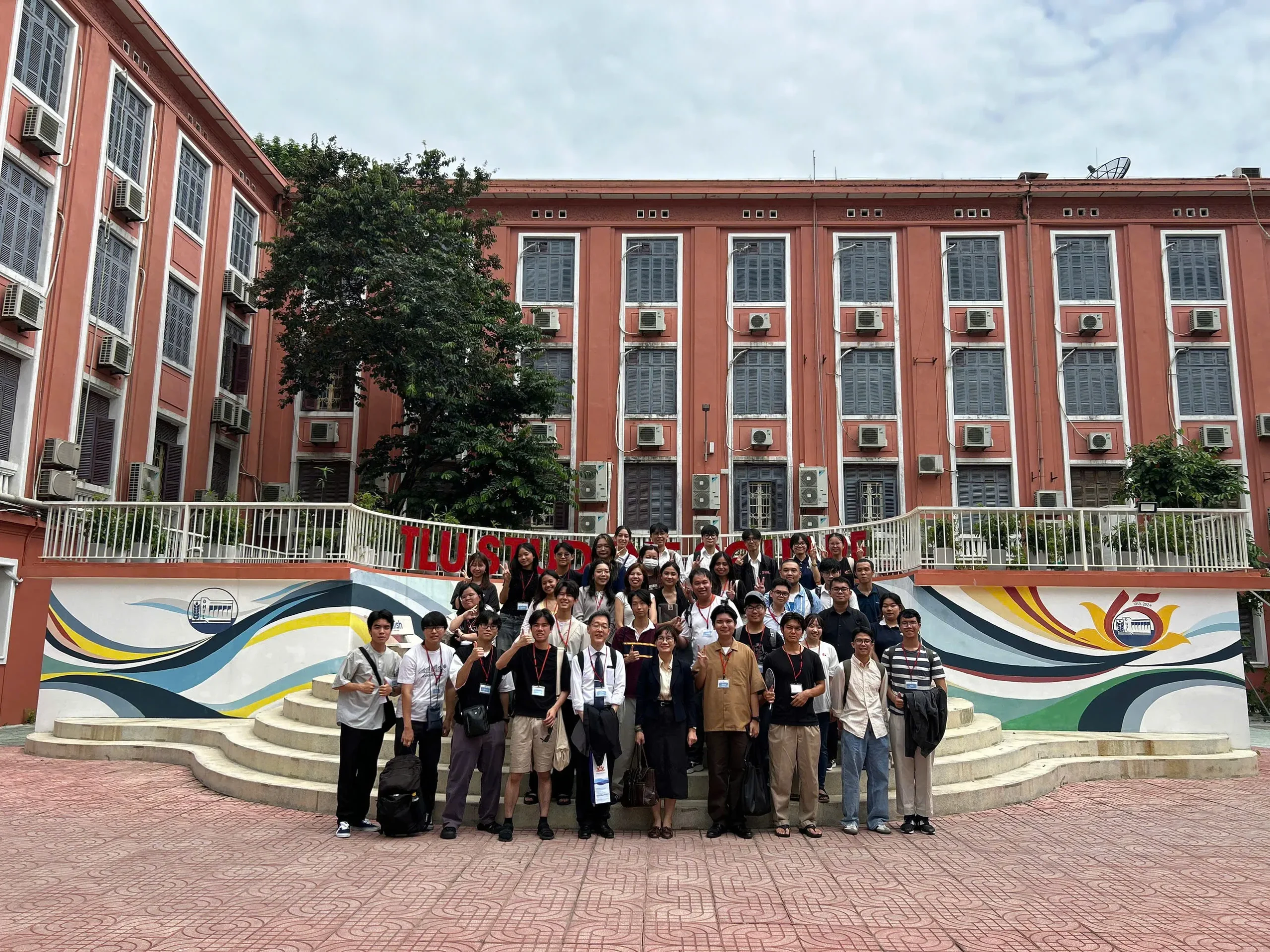 BUỔI GIAO LƯU GIỮA SINH VIÊN TRƯỜNG ĐẠI HỌC THỦY LỢI VÀ VIỆN KHOA HỌC TOKYO (NHẬT BẢN)