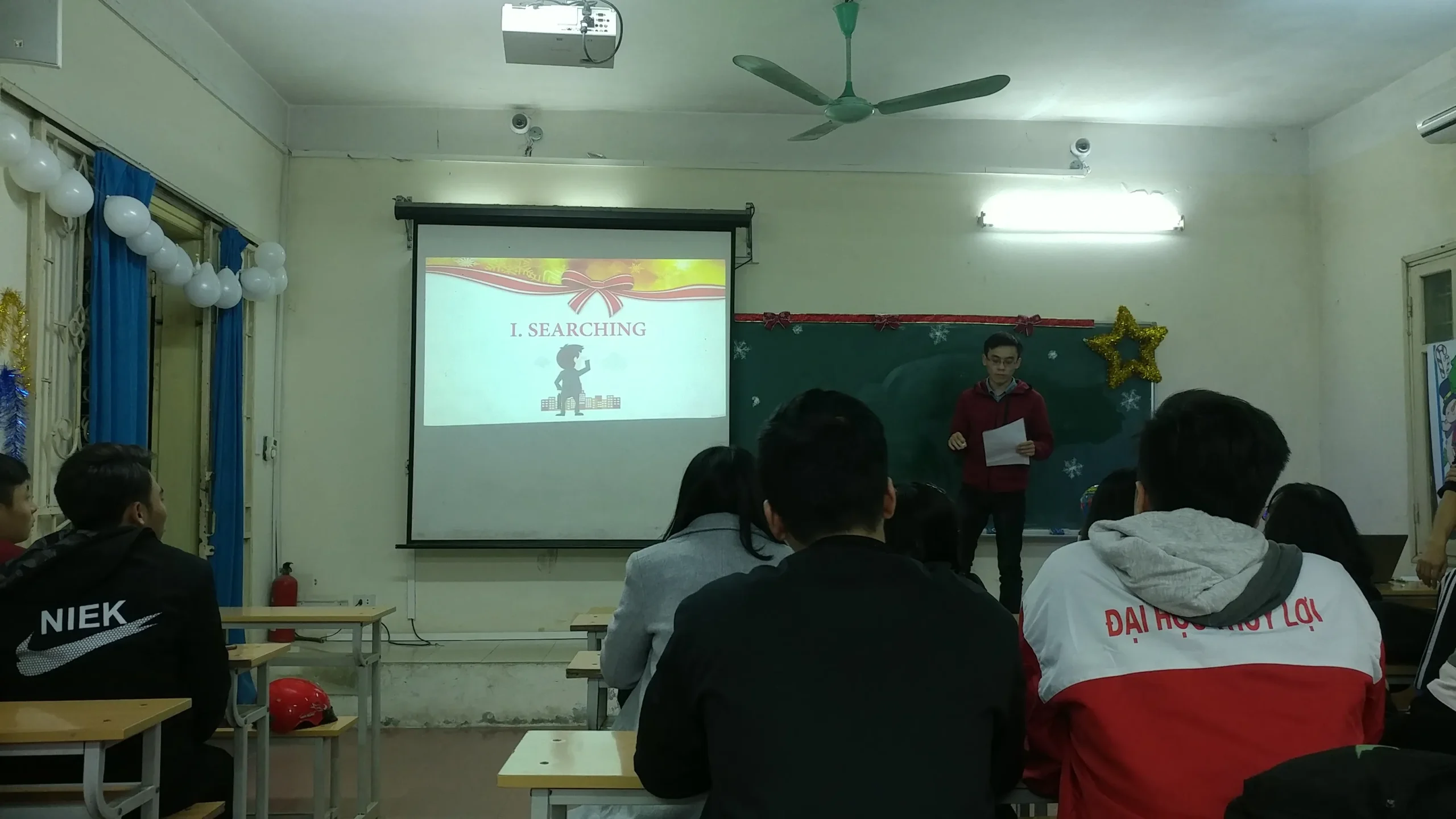 UPSKILLING – LỚP HỌC NGOẠI KHÓA BỔ ÍCH VÀ THÚ VỊ CHO CÁC BẠN SINH VIÊN