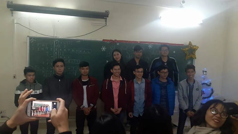 UPSKILLING – LỚP HỌC NGOẠI KHÓA BỔ ÍCH VÀ THÚ VỊ CHO CÁC BẠN SINH VIÊN