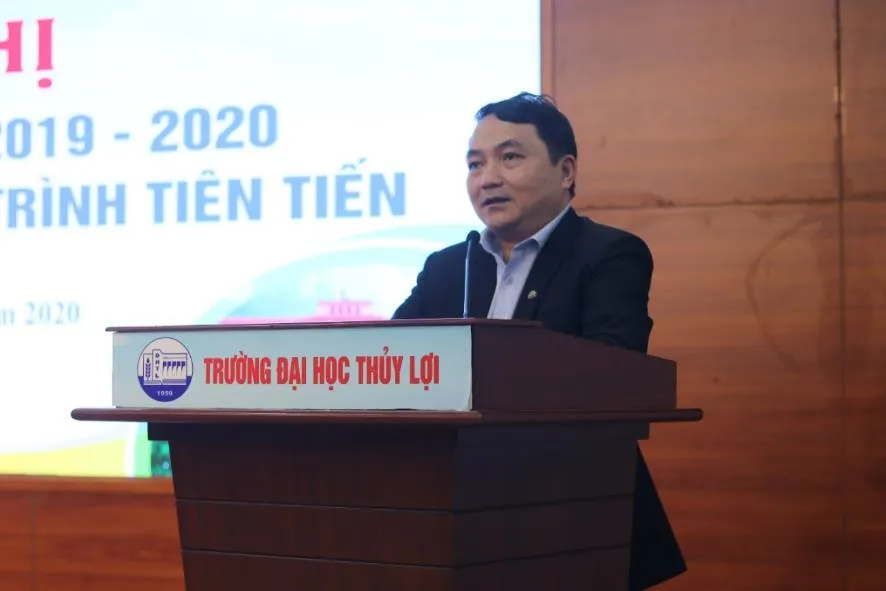 HỘI NGHỊ TỔNG KẾT NĂM HỌC 2019-2020 KHỐI SINH VIÊN CHƯƠNG TRÌNH TIÊN TIẾN