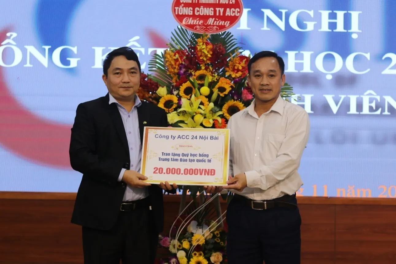 HỘI NGHỊ TỔNG KẾT NĂM HỌC 2019-2020 KHỐI SINH VIÊN CHƯƠNG TRÌNH TIÊN TIẾN