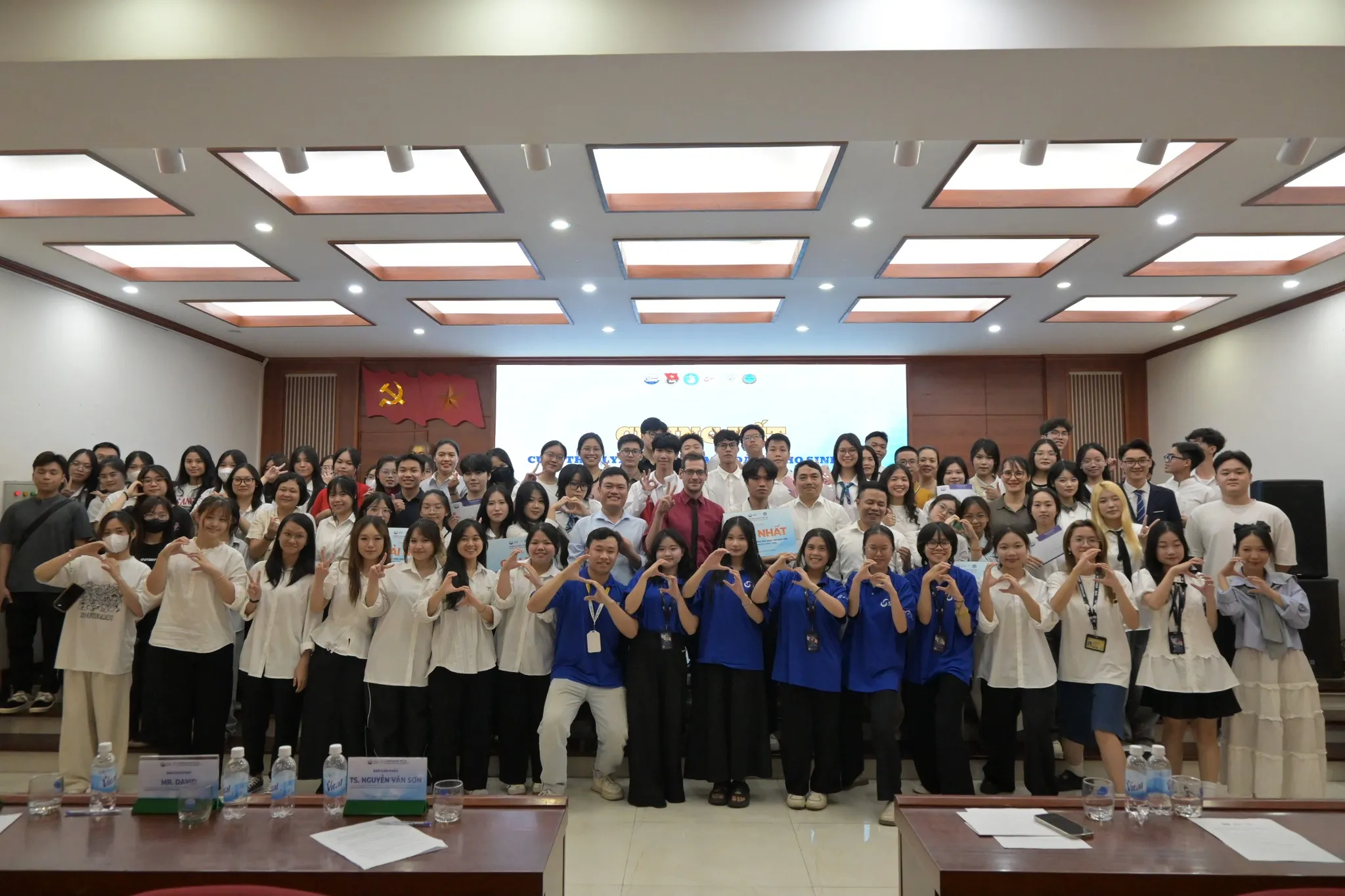 CHUNG KẾT CUỘC THI OLYMPIC TIẾNG  ANH DÀNH CHO SINH VIÊN LẦN VI NĂM HỌC 2024-2025