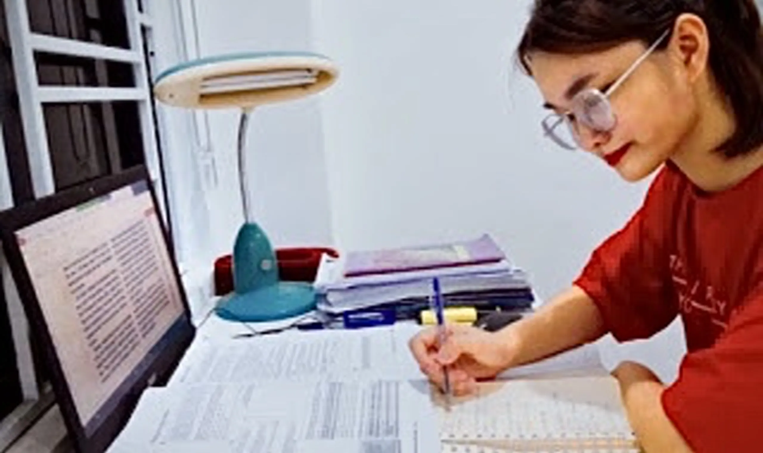 THẦY VÀ TRÒ CHƯƠNG TRÌNH TIÊN TIẾN – ĐẠI HỌC THỦY LỢI ĐÃ HỌC ONLINE NHƯ THẾ NÀO?