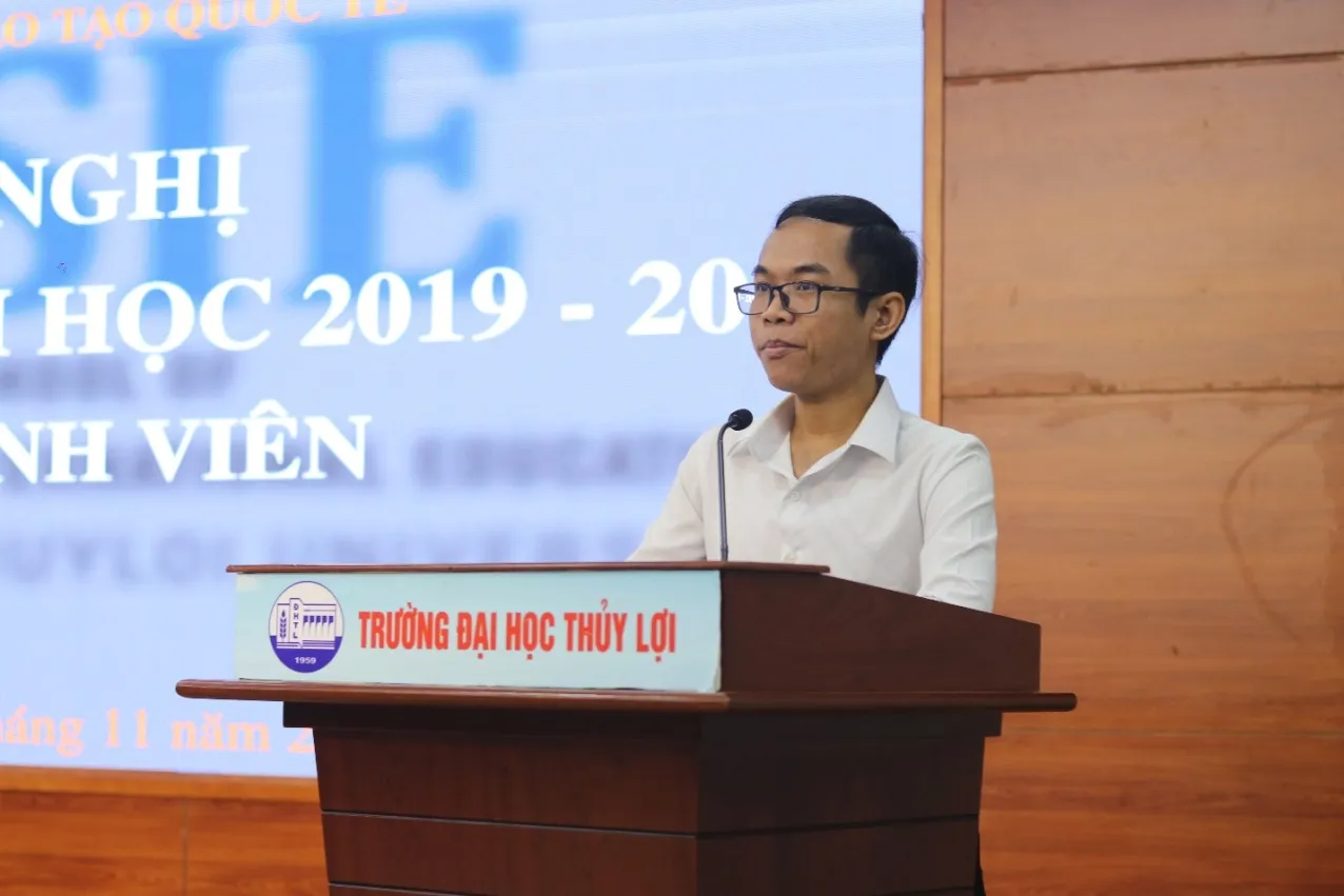 HỘI NGHỊ TỔNG KẾT NĂM HỌC 2019-2020 KHỐI SINH VIÊN CHƯƠNG TRÌNH TIÊN TIẾN