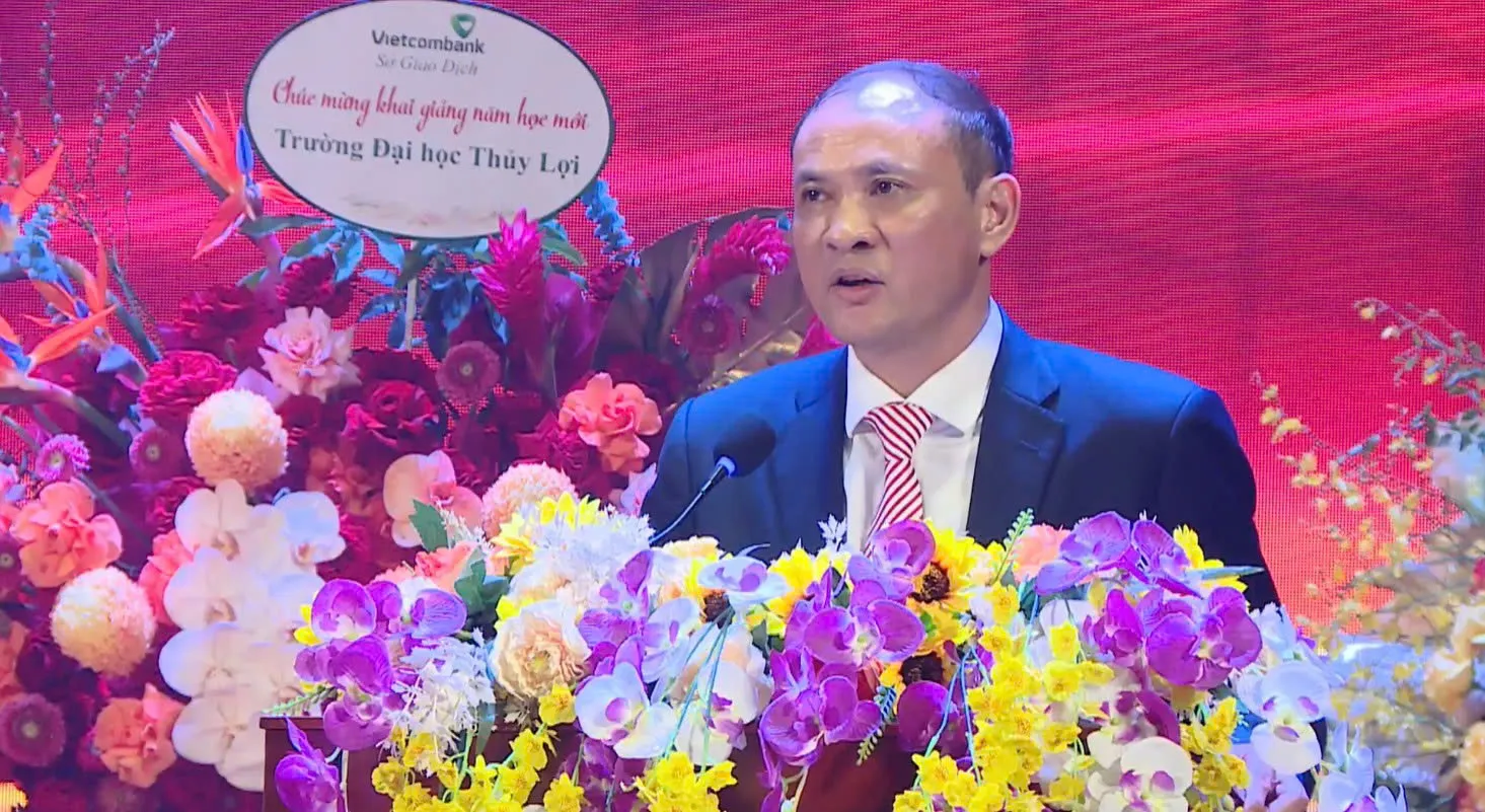 TLU CONCERT – CHÀO TÂN SINH VIÊN KHÓA 67 –“ Togerther We Shine”