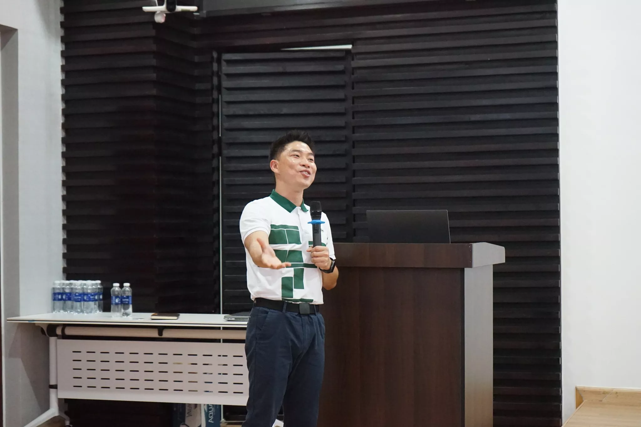 Một ngày “Thực chiến” tại Wistron Việt Nam: Khi ngôn ngữ kết duyên cùng công nghệ 4.0