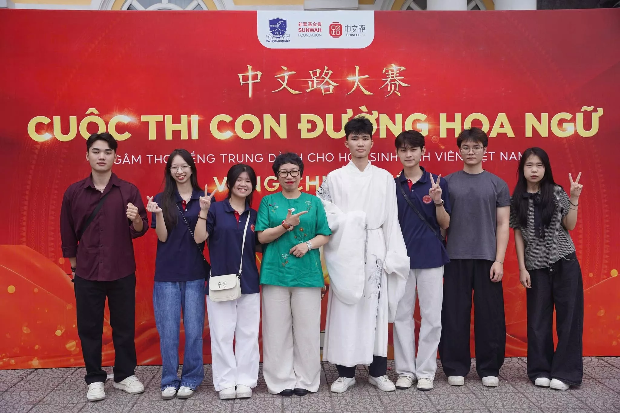 inh viên ngành Ngôn ngữ Trung Quốc tỏa sáng tại sân chơi Hoa ngữ toàn quốc