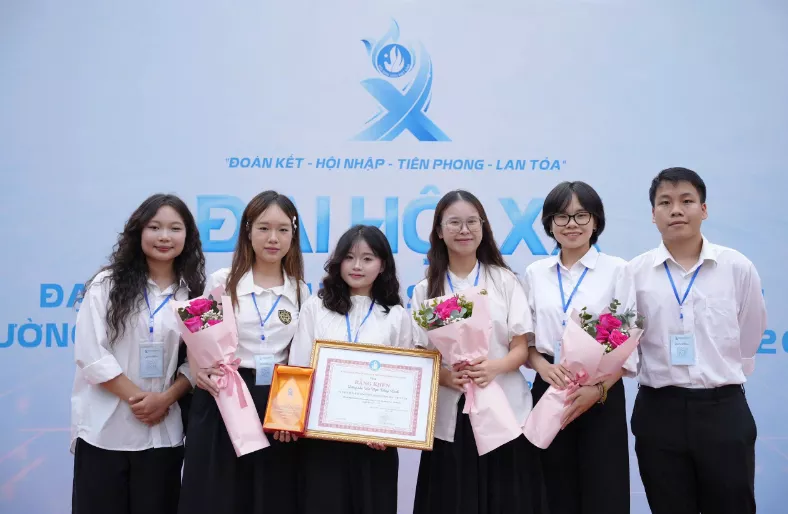 Nguyễn Thanh Huyền – Hành trình của sự dấn thân và trưởng thành