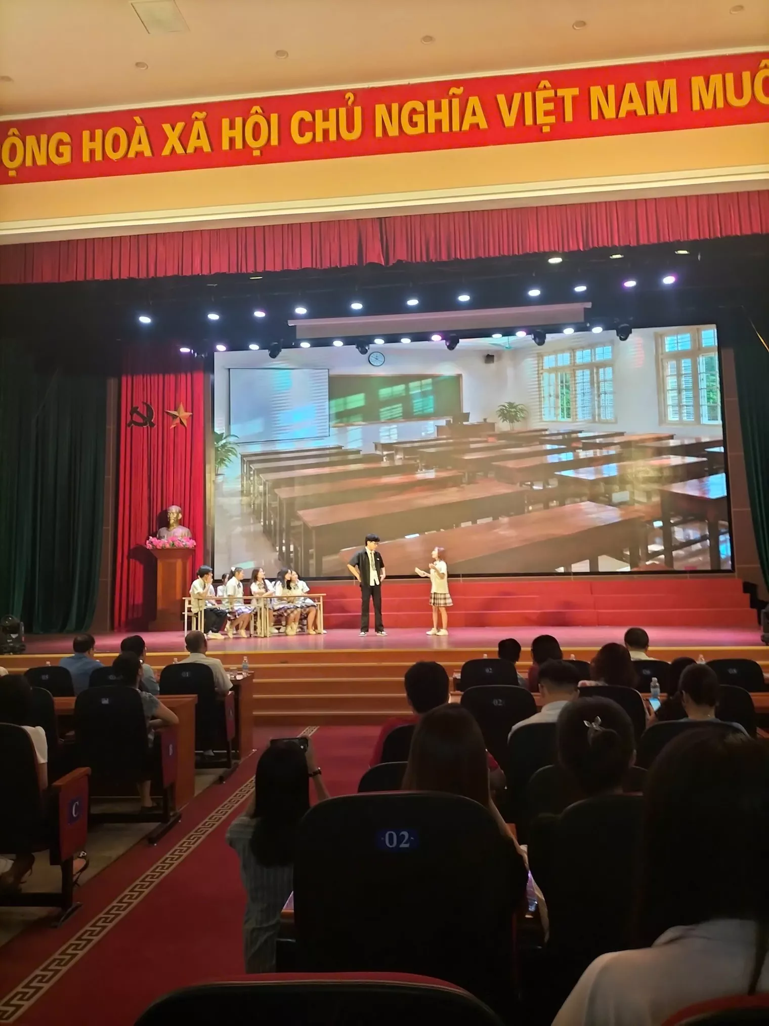 Chi bộ Trung tâm Đào tạo Quốc tế (SIE): Lan tỏa tinh thần “Dân vận khéo” từ nhiệt huyết của những đảng viên trẻ