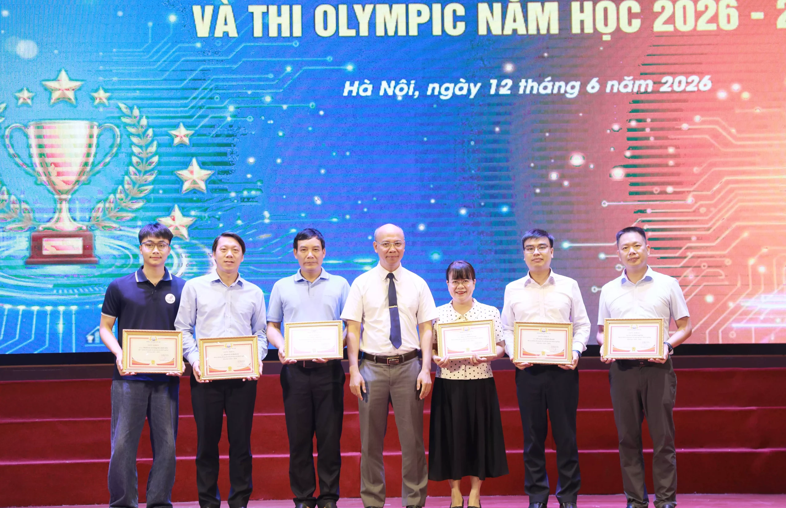 Tổng kết hoạt động Khởi nghiệp và phong trào thi Olympic năm học 2025 – 2026