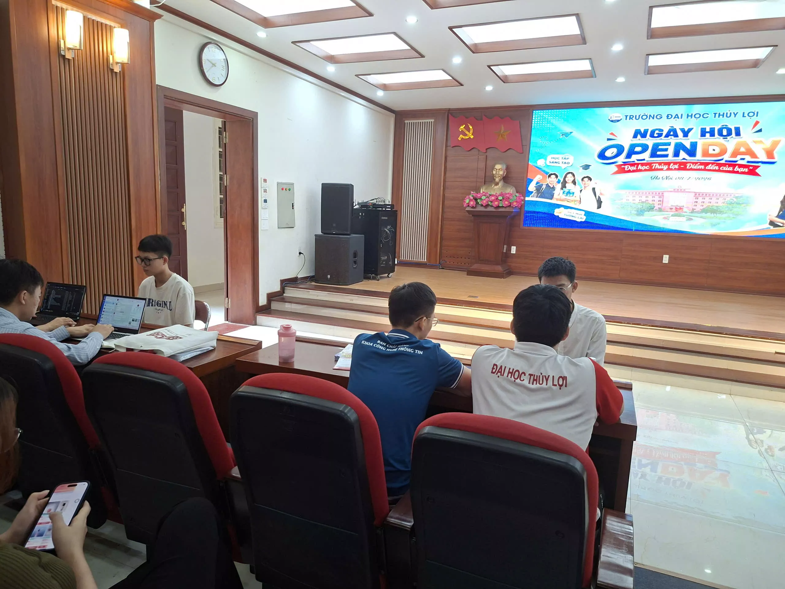 Trải nghiệm thực tế giúp thí sinh vững tin lựa chọn ngành học