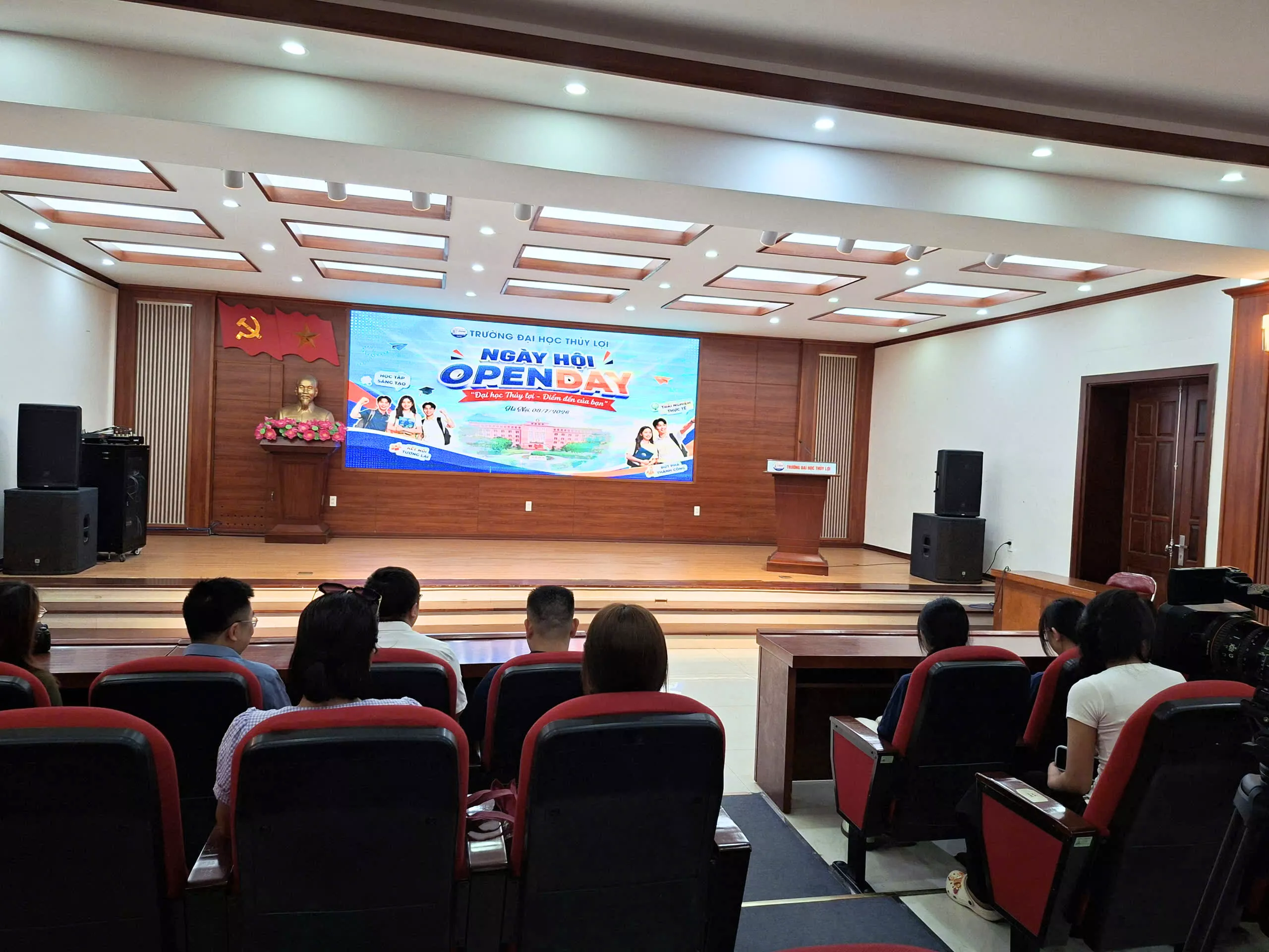 Trải nghiệm thực tế giúp thí sinh vững tin lựa chọn ngành học