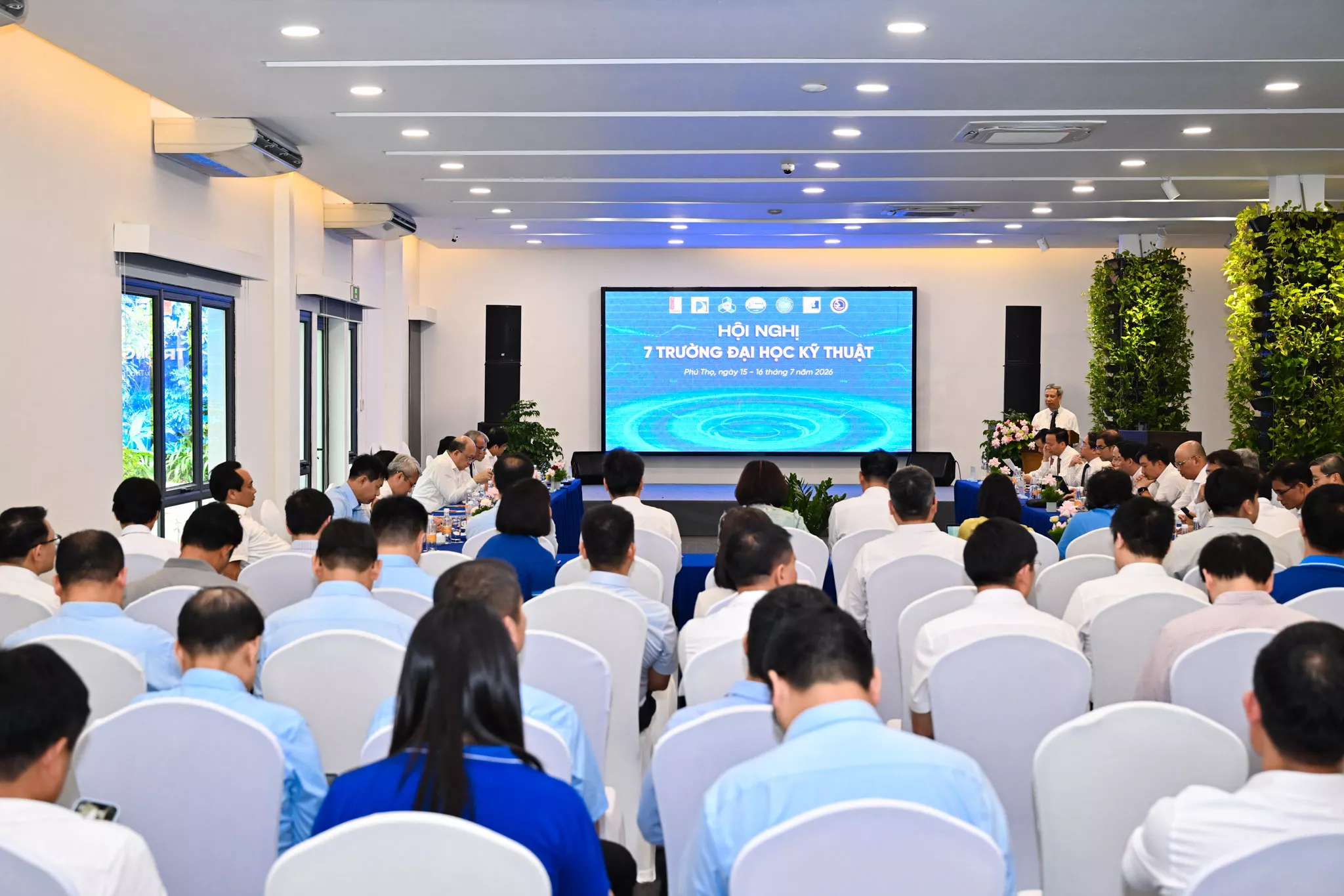 Trường Đại học Thủy lợi tham dự Hội nghị 7 trường đại học Kỹ thuật
