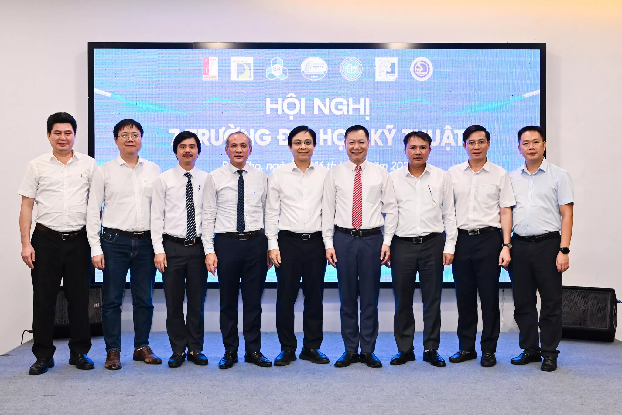 Trường Đại học Thủy lợi tham dự Hội nghị 7 trường đại học Kỹ thuật