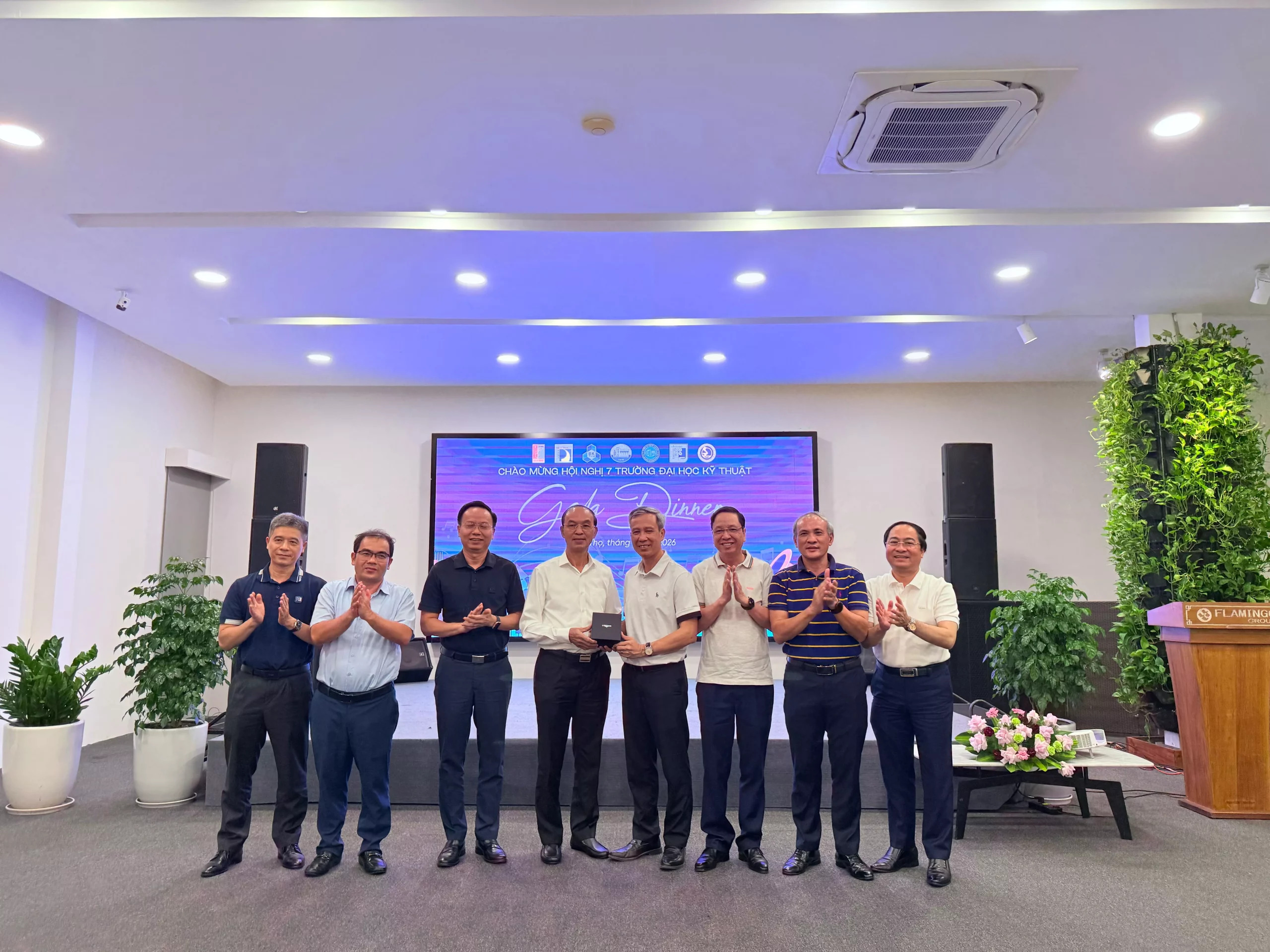 Trường Đại học Thủy lợi tham dự Hội nghị 7 trường đại học Kỹ thuật