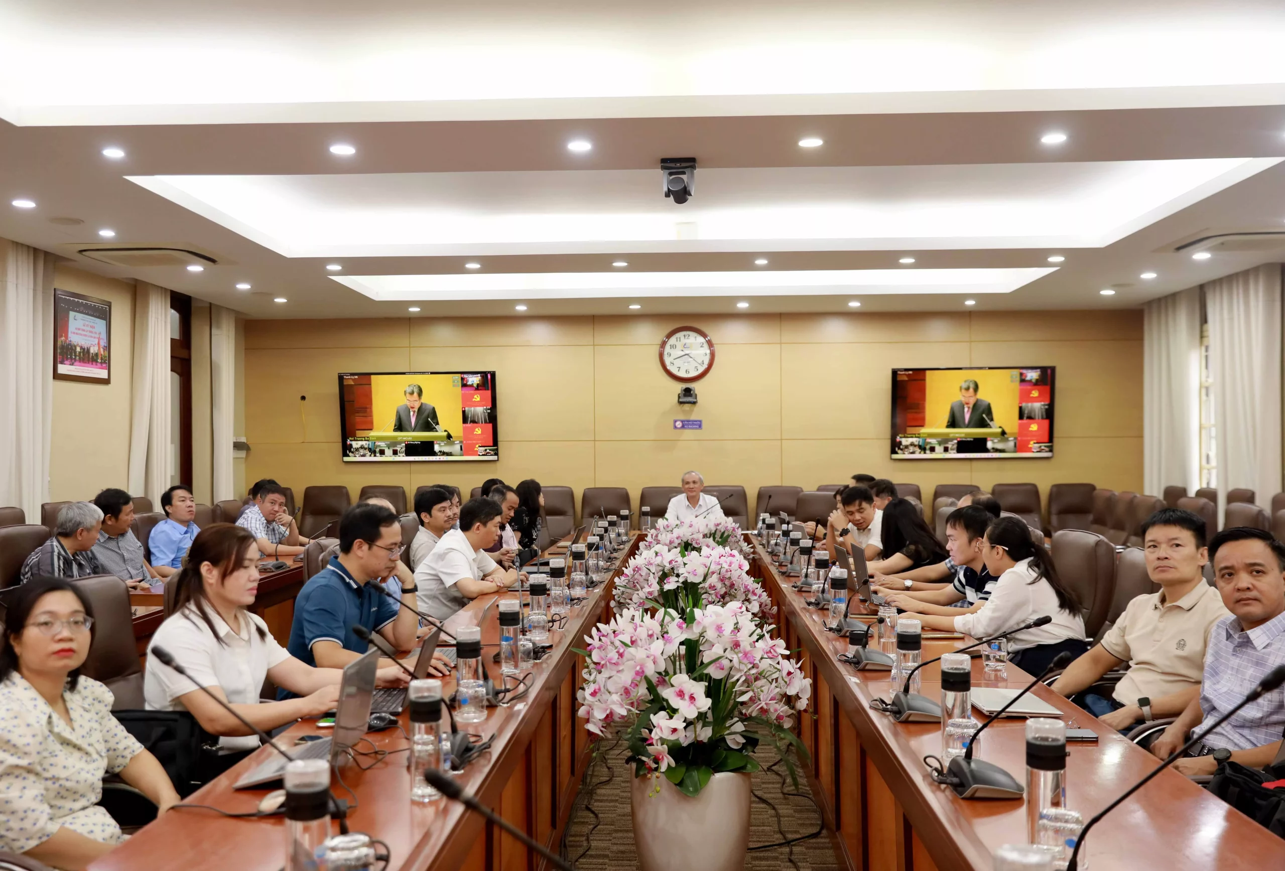 Trường Đại học Thủy lợi tham dự Hội nghị toàn quốc quán triệt, triển khai thực hiện Nghị quyết Hội nghị Trung ương 3 khóa XIV
