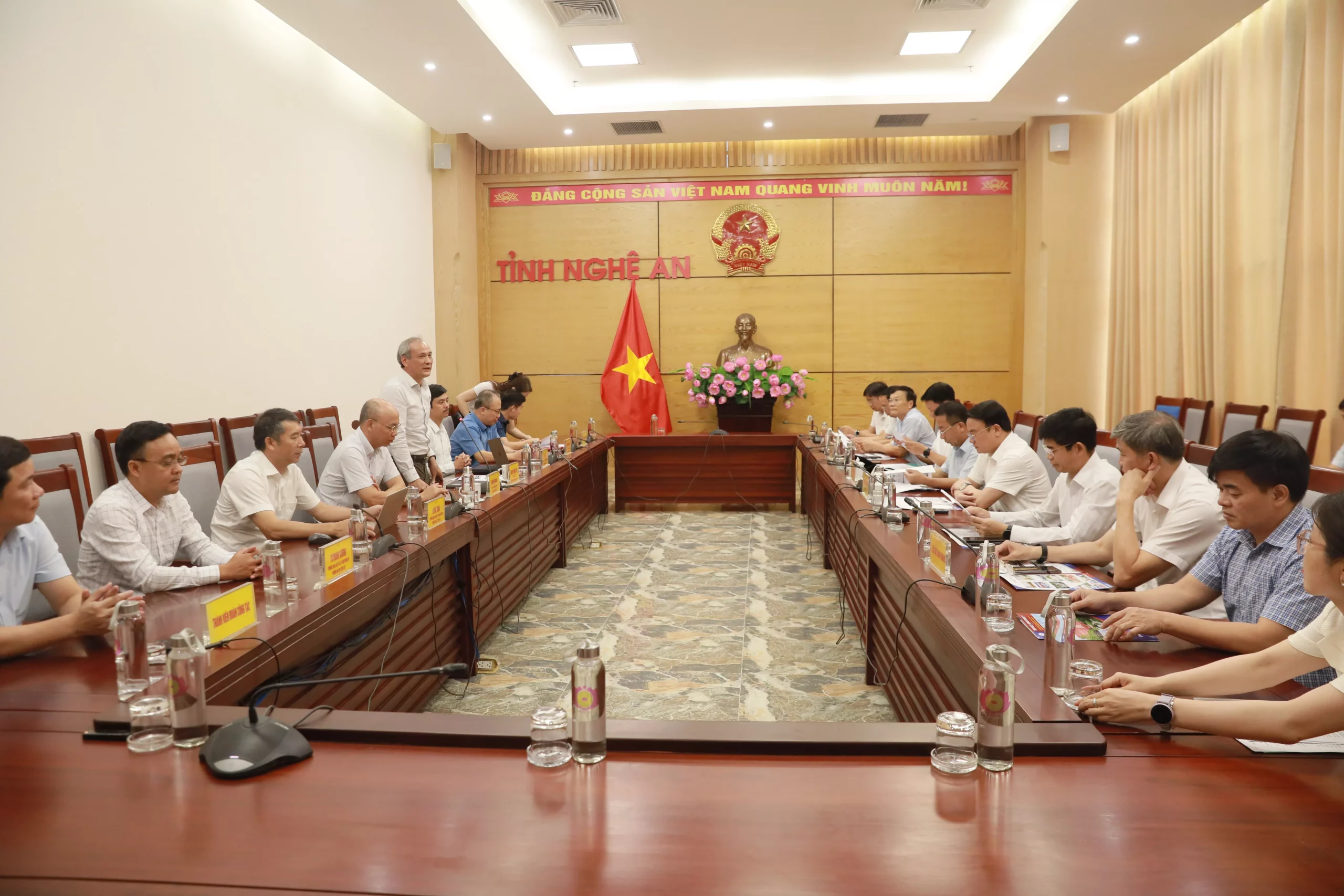 Trường Đại học Thủy lợi và tỉnh Nghệ An tăng cường hợp tác đào tạo, khoa học công nghệ và phòng chống thiên tai