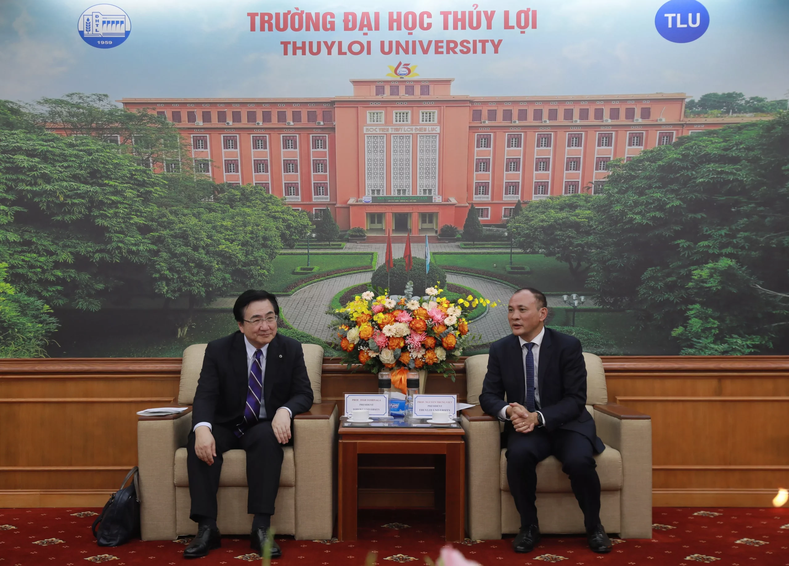 Đoàn lãnh đạo cấp cao Đại học Tohoku đến thăm và trao đổi định hướng hợp tác với Trường Đại học Thủy lợi