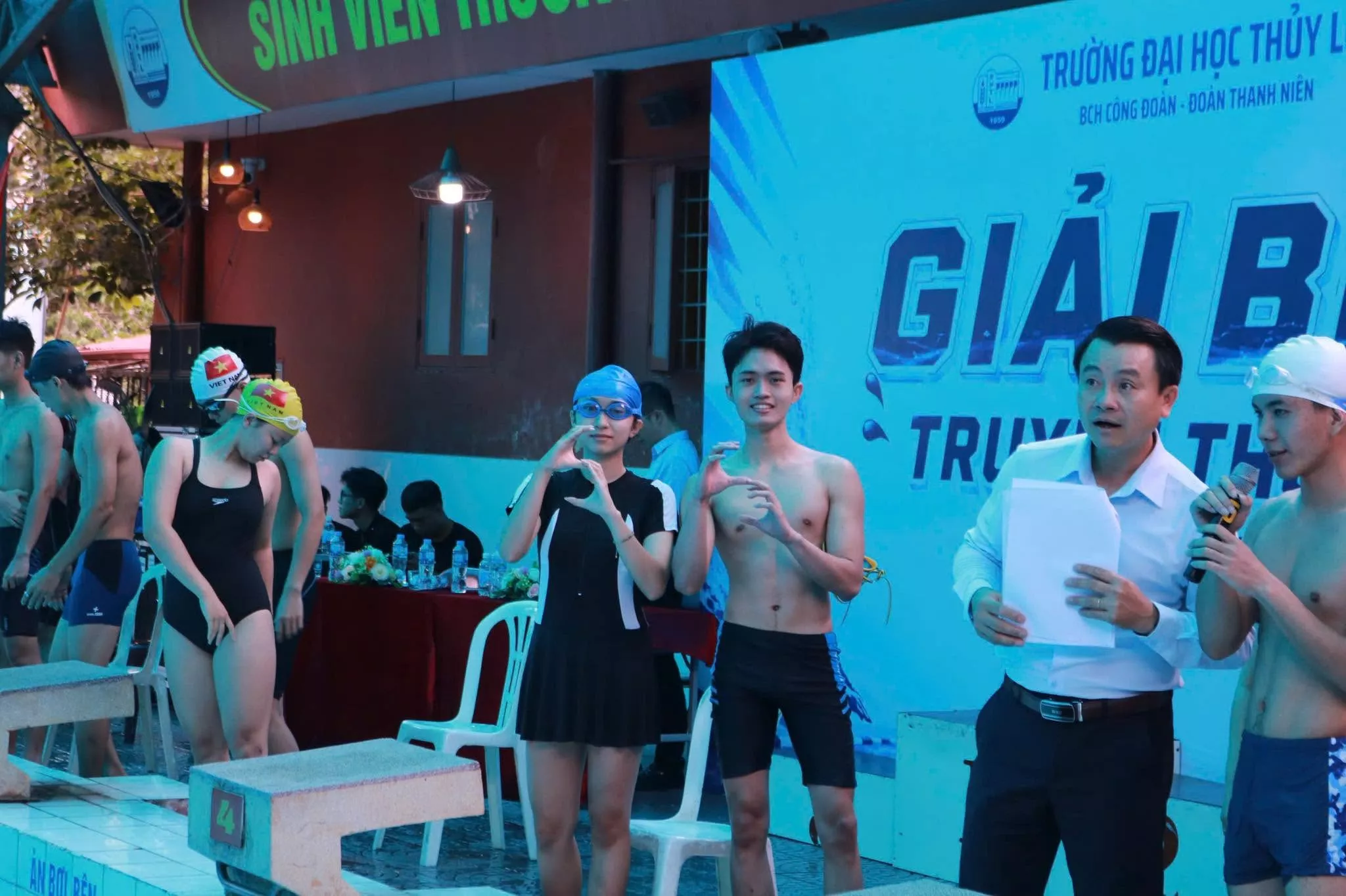 Dấu ấn tự hào của Trung tâm Đào tạo Quốc tế tại Giải bơi truyền thống Trường Đại học Thủy lợi năm 2026